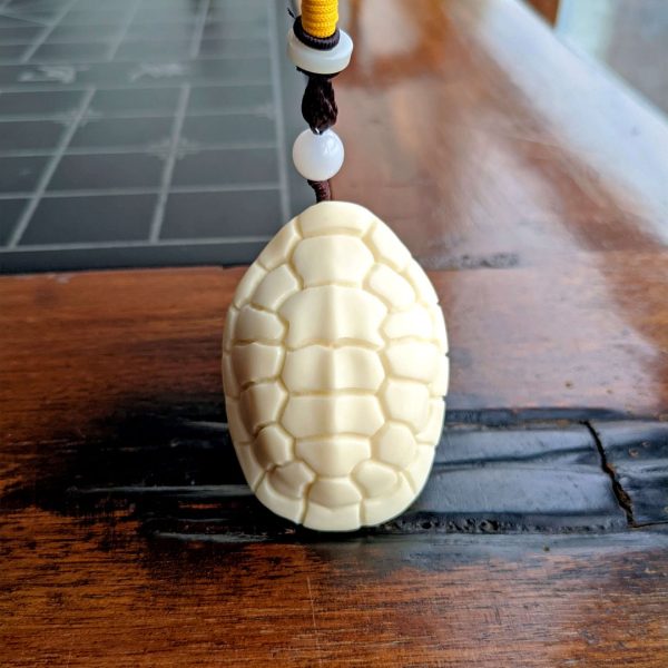 Tagua Nut Carving| Hand Carved Tagua Sea Turtle Pendant | Turtle Tortoise Animal Figurine Pocket Statue Sculpture| Carved Nut Crafts - Image 5